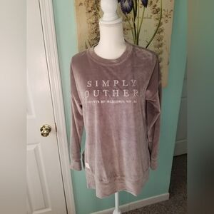 Simply southern pullover